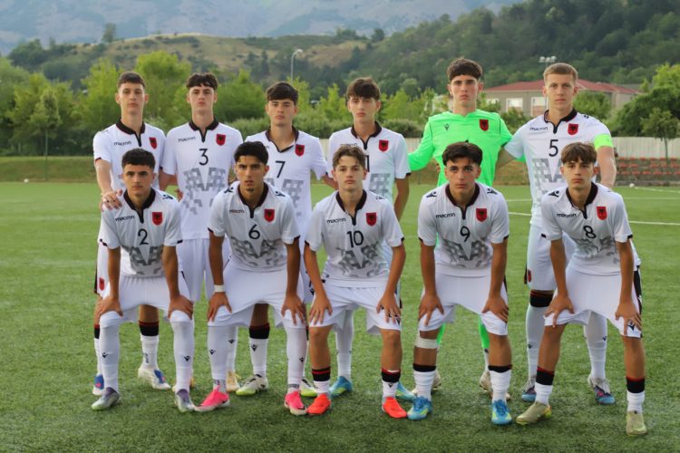 Shqipëria U-15 shkëlqen ndaj Maqedonisë së Veriut, fiton 4-1 në miqësoren e parë