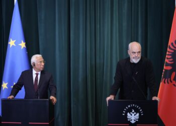 Rama: Sa të jem unë këtu, s’ka shans të ndalojë projekti në Zvërnec