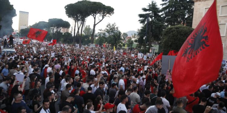 10 mëkatet e mëdha të protestës