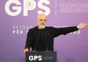 Rama për kritikët e PS: Kalëruan sa mundën këtë parti, tani e gjuajnë