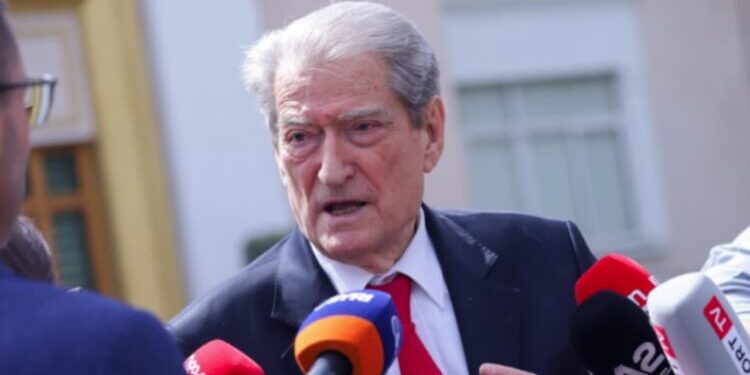 Iu hoq non-grata nga SHBA, Berisha falënderon administratën Trump