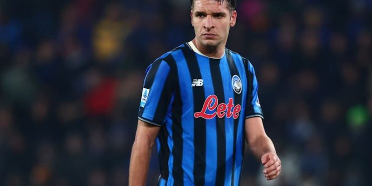 Një nga pikat më të forta tek Atalanta, trajneri Sarri kërkon qëndrimin e Berat Gjimshitit