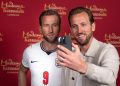 Harry Kane nderohet me statujë dylli: Po, jam mes favoritëve për “Topin e Artë”