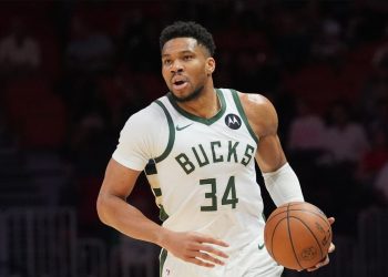NBA/ Lëvizje e bujshme, “ylli” i Bucks transferohet te Miami Heat
