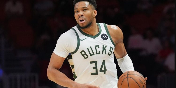 NBA/ Lëvizje e bujshme, “ylli” i Bucks transferohet te Miami Heat