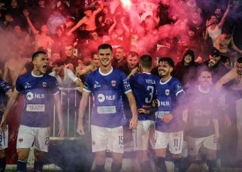 Zyrtarizohet vendimi, klubi shqiptar ndan rrugët me trajnerin