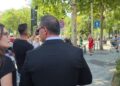 Protestuesit sulmojnë deputetin e Gjirokastrës (VIDEO)