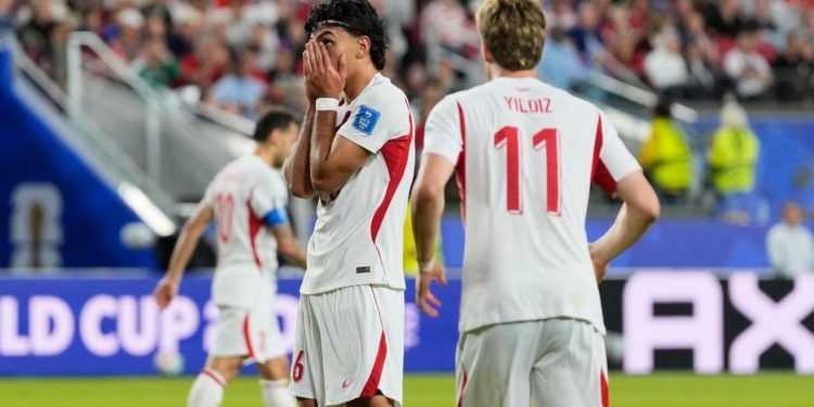 E pazakontë, Turqia i kërkon zyrtarisht FIFA-s të riluajë ndeshjen ndaj Paraguait