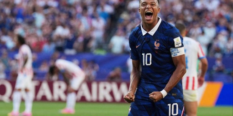 Franca, letër e hapur e Mbappe pas Botërorit: Kthehemi edhe më të fortë!