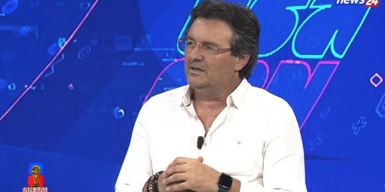Botëror plot akuza, Pano: Diçka normale, thashethemet nuk ndalojnë ndonjëherë