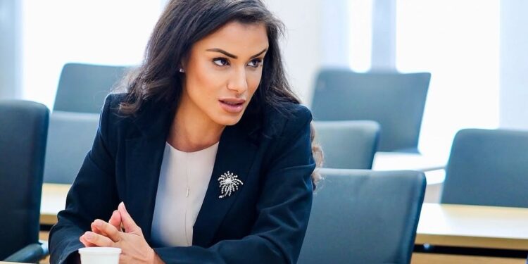 U emërua drejtoreshë, ish-sekretarja e PD tregon bisedën me Ramën: Më tha nuk dua të bëhesh socialiste…