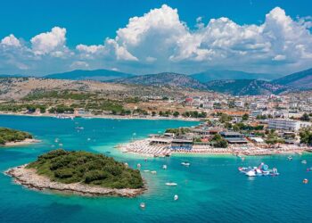 Turizmi në rritje/ Kostoja e jetesës sfidon pushimet për shqiptarët