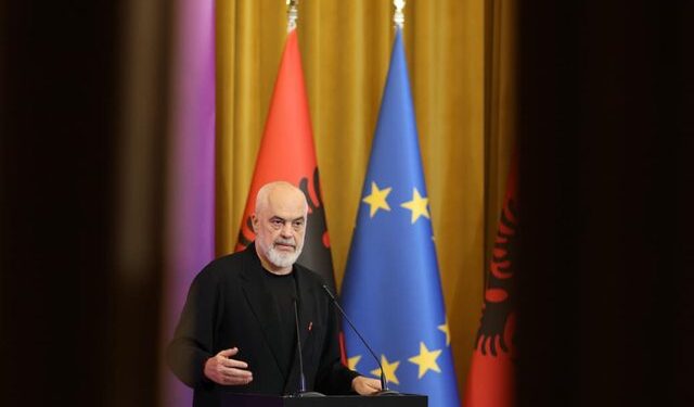“Bulevardi i flamingove”, Rama pranon mesazhin e protestës: Duhet të bëjmë kthesë!