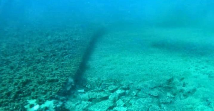 Zbulohet në Adriatik një rrugë 7 mijëvjeçare nën ujë, arkeologët: Lidhte një vendbanim neolitik me bregun