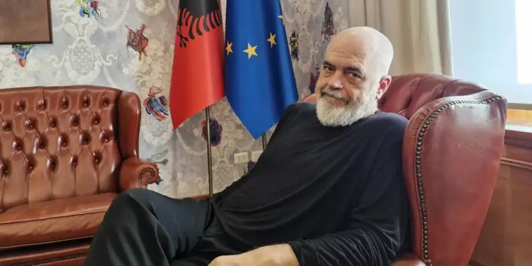 Rama: Në bulevard ka vetëm sorra dhe korba
