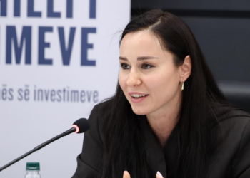 Fake news bëri xhiron e rrjetit, s’ka sekuestrim të culularit nga BKH për drejtoreshën e Kadastrës dhe as kontroll të zyrës