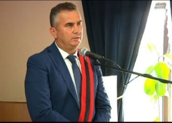 Ish-kryebashkiaku socialist merret i pandehur nga SPAK për shpërdorim detyre