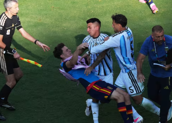 E vërteta e kartonit të kuq të Paredes, sqarimi i FIFA-s