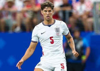 Inter mbyll marrëveshjen me John Stones, ish mbrojtësi i Manchester City-t do të firmosë për 2 sezone me zikaltrit