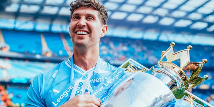 Chelsea “ndërhyn” sërish në planet e merkatos së Inter-it, “blutë” e Londrës kërkojnë John Stones