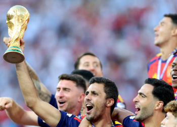 E bujshme/ Presidenti i CONMEBOL: Botërori 2030 do të jetë me 64 ekipe
