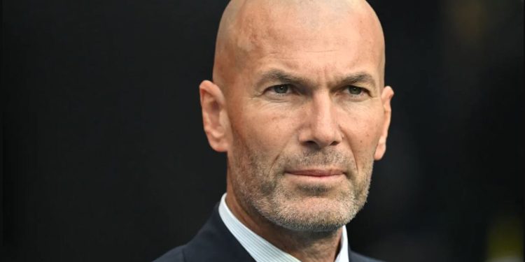 Zyrtare/ Zinedine Zidane trajneri i ri i Francës, ish mesfushori merr vendin e Deschamps te “Gjelat”