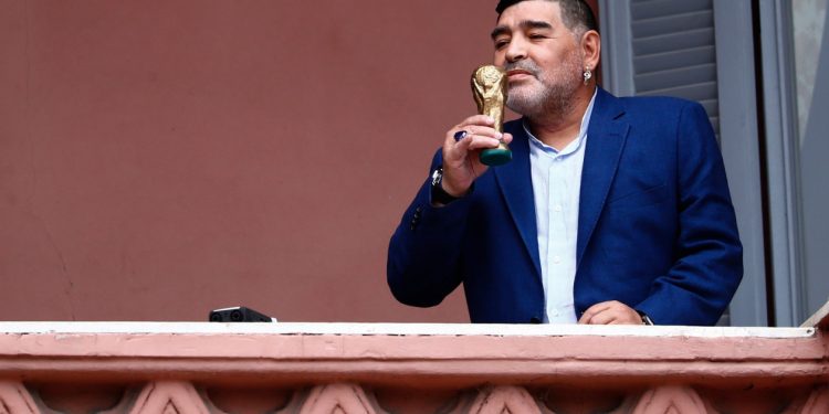 Dëshmi tronditëse në gjyqin për vdekjen e Maradonës: Nuk ngrihej nga shtrati. Nuk donte të hante, kishte hequr dorë