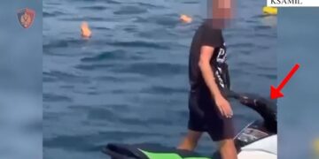 U fut me Jet Ski në zonën e pushuesve në Ksamil, gjobitet me 500 mijë lekë dhe i bllokohet mjeti (VIDEO)
