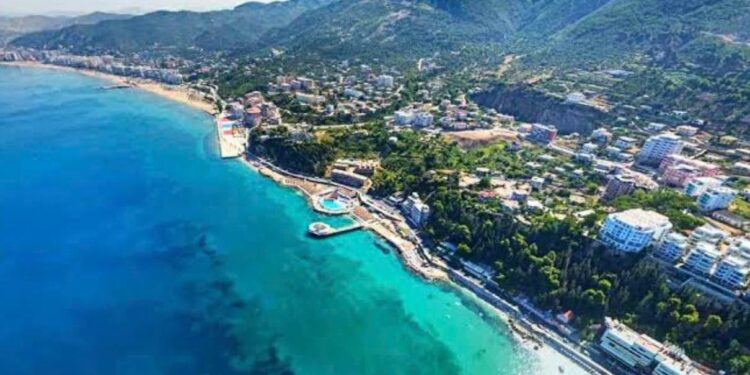 Bashkia Vlorë kërkon 5 video për turizmin, hap tender 1.5 milionë lekë