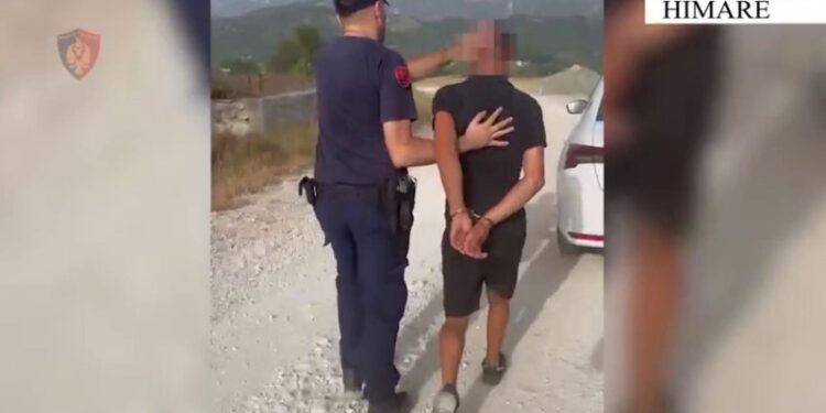 Ndezi zjarrin në fshatin Tërbaç, pranga 25-vjeçarit në Himarë