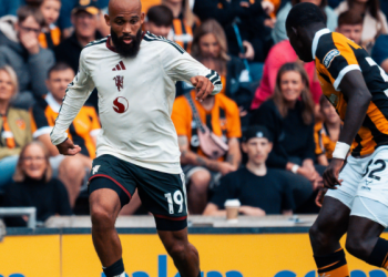 VIDEO/ United bie në Premier League, feston Hull City