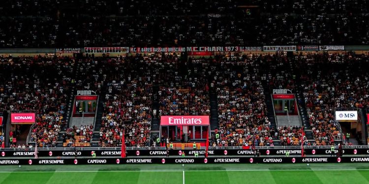 Milan thyen Venezian, 3 pikë në Serie A