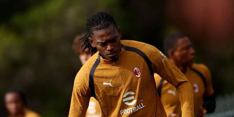Milan, Leao vijon “grevën”, portugezi stërvitet i diferencuar – Balkanweb.com – News24