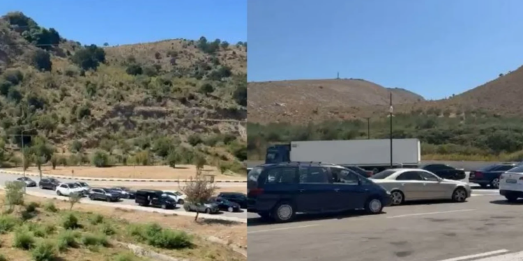 Fluks i lartë në dy pikat kufitare me Greqinë, mbi 23 mijë shtetas kalojnë Kakavijën dhe Qafë Botën