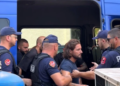 Gjykata lë në burg vrasësin e dyshuar të turistit në Ksamil, lirohen dy policët nga Gjirokastra