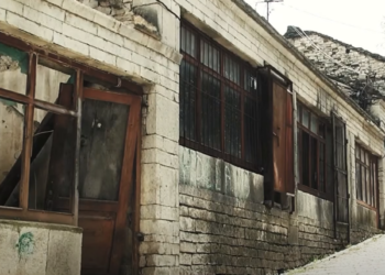 Kumbaro hap arkivën: Gjirokastrën e kam parë të rrënohej para syve të mi. Me rilindjen urbane një ëndërr u kthye në realitet (VIDEO)