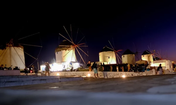 I riu shqiptar arrestohet në Mykonos, vajza italiane e denoncoi për përdh*nim