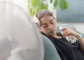 Vala e të nxehtit dhe rreziku nga temperturat e larta/ Shenjat që nuk duhen neglizhuar, si të shmangim lodhjen nga nxehtësia