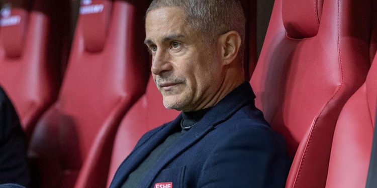 Ende pa skuadër, Sylvinho pret oferta, dy ekipe braziliane kërkojnë ish teknikun kuqezi