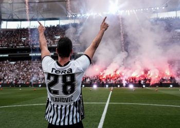 “Digjet” Stambolli, Beshiktash dhe Fenerbahce prezantojnë blerjet e bujshme, Vlahovic e Lukaku premtojnë trofe (VIDEO) – Balkanweb.com – News24