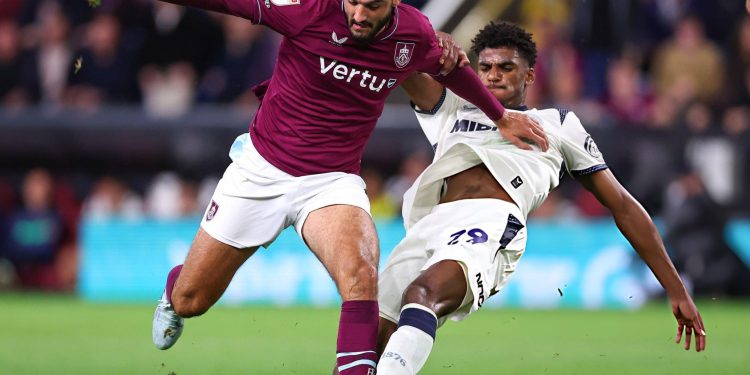 Burnley, Broja e nis nga stoli, Daku dhuron assist për Spartak Moskow (VIDEO) – Balkanweb.com – News24