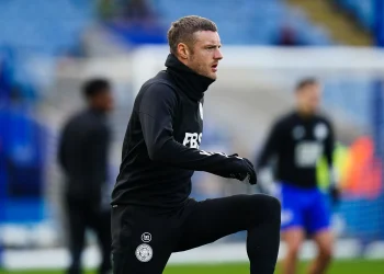 Nuk i besojnë Brojës, Burnley rikthen në Angli…Jamie Vardy – Balkanweb.com – News24