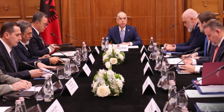 Arrestimi i shefes së SHISH, Presidenca pas mbledhjes së Këshillit të Sigurisë: Hetimet të jenë të pavarura, çështjet individuale të mos kthehen në krizë besimi ndaj shtetit