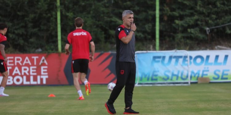 Ndeshja miqësore me Ukrainën/ Kombëtarja U-21 nis grumbullimin në Tiranë, një ndryshim në listë – Balkanweb.com – News24