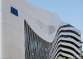 “Betejë” pa fund, FIFA “sulmon” UEFA-n: Akuza të pabazuara