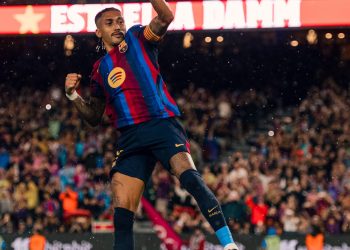 VIDEO/ Barcelona dëfrehet me Racing, 7 gola dhe spektakël