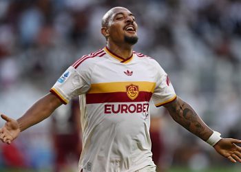 Malen një “uragan” te Roma, kalon yje si Haaland e Harry Kane – Balkanweb.com – News24
