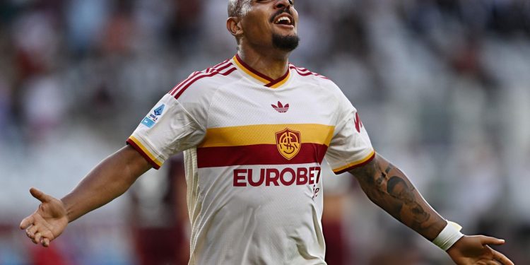 Malen një “uragan” te Roma, kalon yje si Haaland e Harry Kane – Balkanweb.com – News24