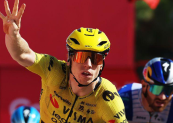 VUELTA 2026/ Britaniku merr edhe etapën e 16-të, sprinti dominohet nga skuadra Visma – Balkanweb.com – News24
