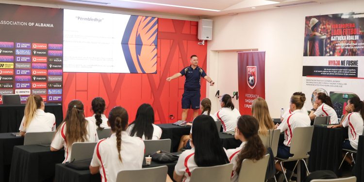 Arbitret përgatiten për sezonin e ri, seminar 3-ditor me fokus te standardet e arbitrimit – Balkanweb.com – News24